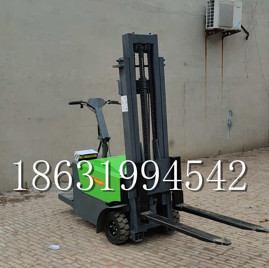 振兴区优程全电动叉车插腿式堆高车液压装卸车1.5吨升高小型站驾式铲车